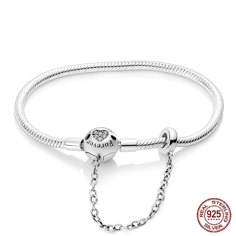 'Circle of Love' Family Charm Bracelet / 925 Sterling Silver