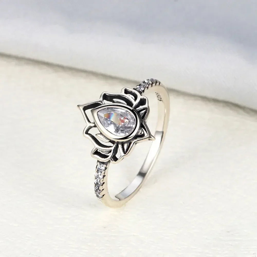 'The Lotus of Light' Adjustable Ring / 925 Sterling Silver