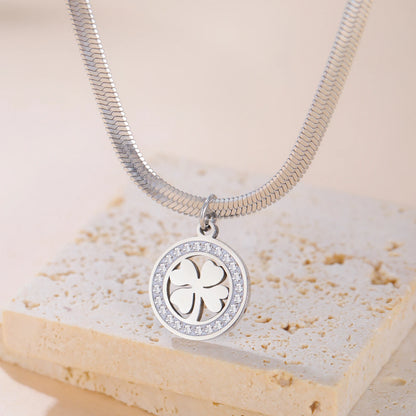 'The Sacred Luck' Four Leaf Clover Necklace / Stainless Steel