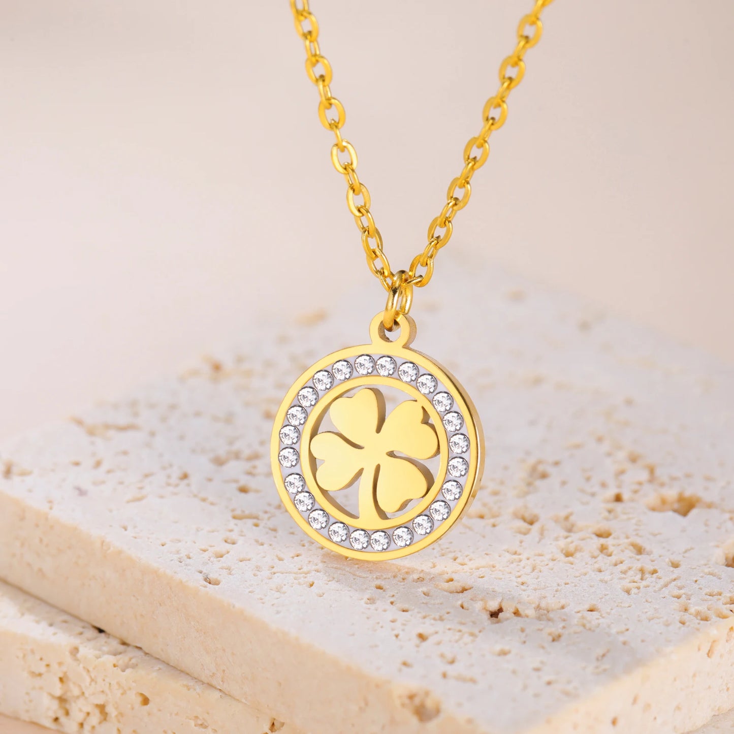 'The Sacred Luck' Four Leaf Clover Necklace / Stainless Steel