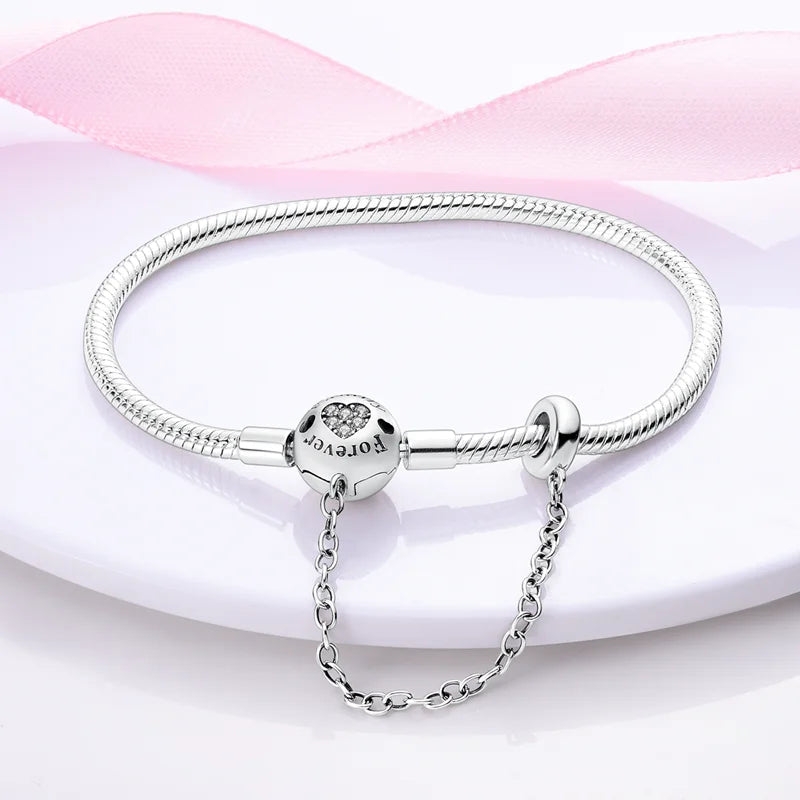'Circle of Love' Family Charm Bracelet / 925 Sterling Silver